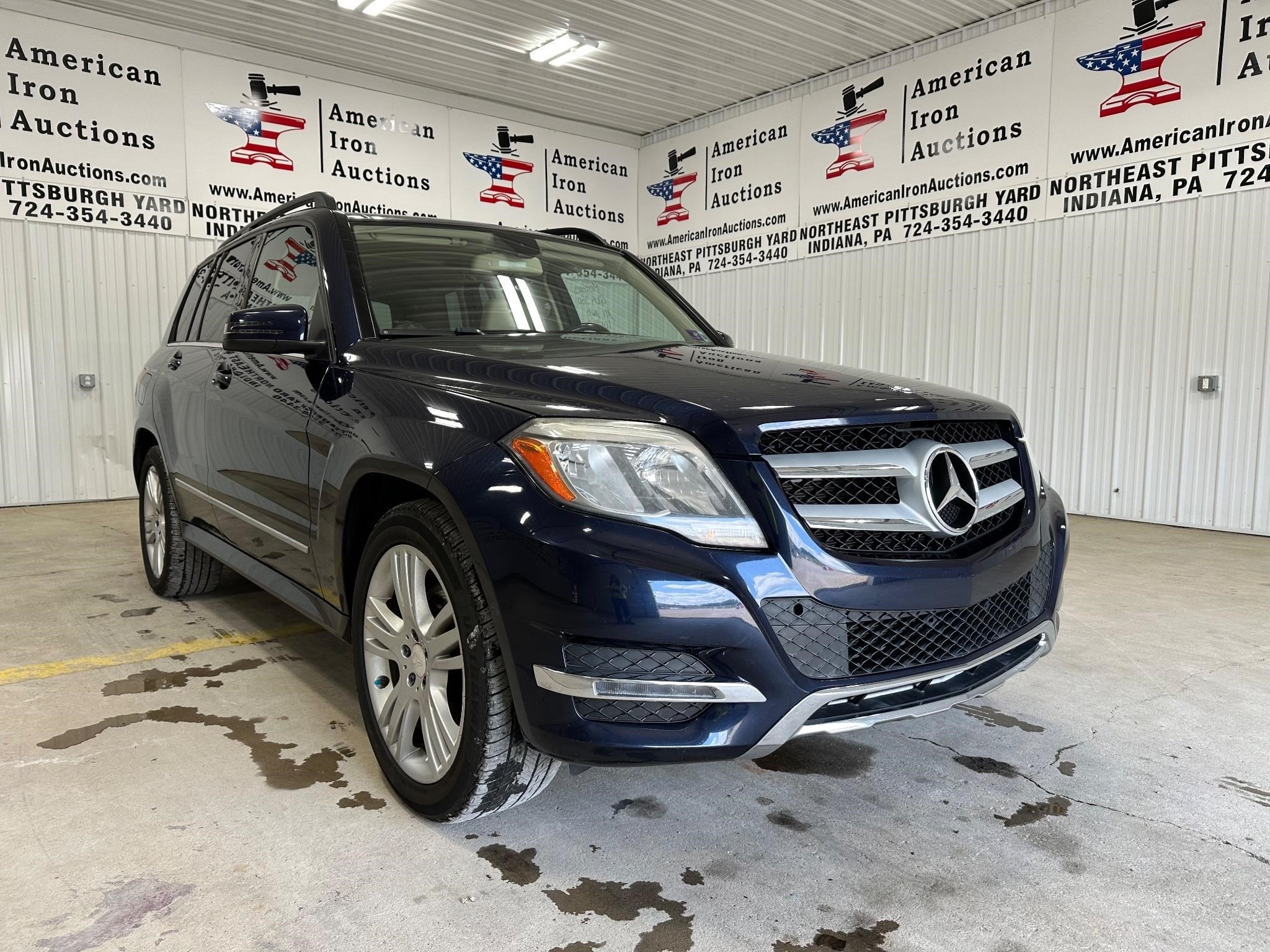 2015 Mercedes-Benz GLK 350 Sedan-Titled-NO RESERVE