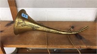ANTIQUE BRASS HUNTING HORN