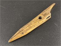 Anceint ivory toggle style harpoon tip. Dots and l