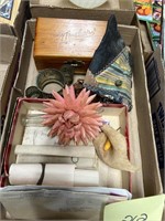 VINTAGE LOT / BOX, PAPERS AND MORE