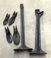 Cast Iron Cobbler Shoe Stands and Forms 
- 22”