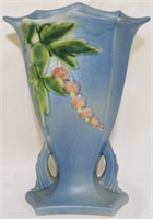 1940s Roseville Bleeding Heart Vase 8.5"