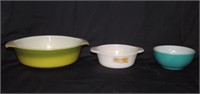 THREE VINTAGE ANCHOR HOCKING FIRE KING DISHES