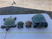 4 turtle yard statues