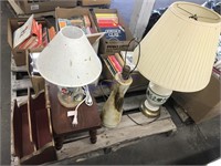 1/2 Pallet--Lamps, stool, stand