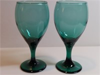 2pc Libbey Juniper Stem Glasses Antique Green