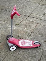 radio flyer plastic scooter
