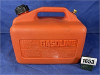 Plastic 2.5 Gallon Gas Can