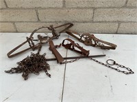 4 Antique Animal Traps Some Onieda & Victor