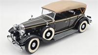 1932 Lincoln KB Car 1:18 Scale Diecast by Motor