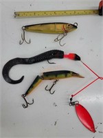 3 Vtg lures includes Gapen's Spinner worm,Rapala