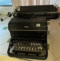 Antique Royal Typewriter