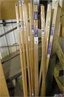 Group solid oak 6' thresholds and moldings
