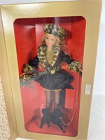 NIB 1995 Barbie Shopping Chic