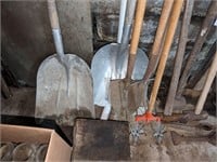 Scoop shovels, Garden hand tools
