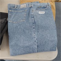 LEE JEANS, GENTLY USED, SIZE 42 X 30