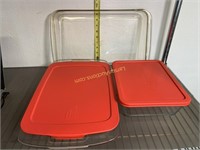 3 Pc. Pyrex backing pans w/ covers