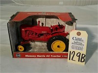 Ertl Massey-Harris 44 Tractor NIB 1/16