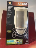 LASKO CERAMIC HEATER WITH DECORATIVE IRON BASE