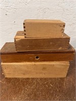 4 Vintage Wooden Dovetailed Boxes/Advertising