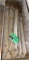 Steel I Beam Stakes, 18in 
*tool box not