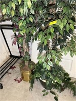 GROUP OF ARTIFICIAL TREES 6 FT TO 8 FT