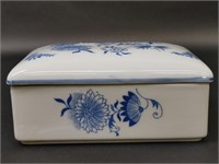 Blue Grass Legendary Powder Porcelain Box