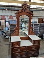Victorian dresser, see pics