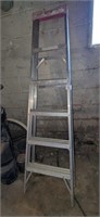 Aluminum A frame ladder