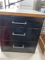 3 drawer metal cabinet 16" x 18"x17"
