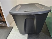 18 Gallon Storage Tote