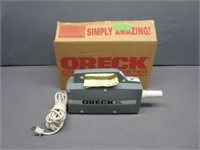Oreck Super Vacuum Maxi-Power Compact XL Small
