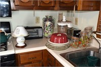Teapot; Lamp & Vase; Toaster oven & Toaster; Food