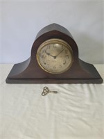 Gilbert mantle  clock- does not latch