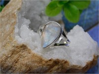 STERLING SILVER RAINBOW MOONSTONE RING SIZE 7 ROCK