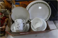 Box Corelle and miscellaneous dishes