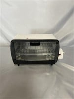 TOASTMASTER TOASTER OVEN 12X7 INCHES