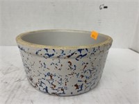 Jos. Havlovic. Spatter Pottery Bowl. 3.75 H x 7in