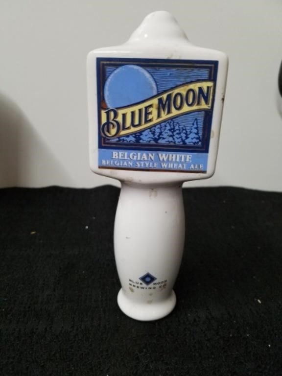 Porcelain Blue Moon beer tap handle 7 in Long
