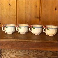 Set of 4 Tea Cups