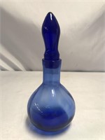 ELEGANT COBALT BLUE PERFUME BOTTLE WITH