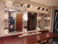 3-mirror set w/make-up lights