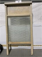 Vintage Good House Keepers glass washboard