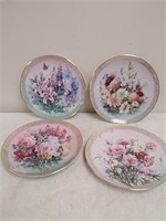 4 floral collectible plates