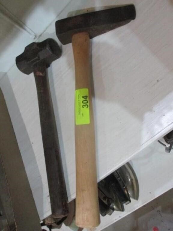 2 small sledge-type hammers