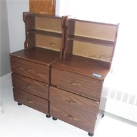 Set of 2 nightstand/dressers