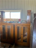 Wooden Cabinet & Pillar Post