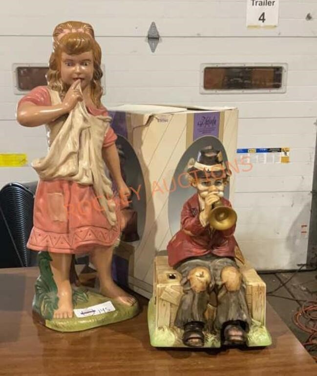 Miscellaneous statue lot