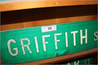 STREET SIGN - GRIFFITH ST