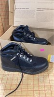 Timberline boots size 5